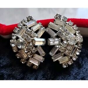 Vintage Crystal Rhinestones Faceted Baguette Sparkling Huggie Clip On Earrings